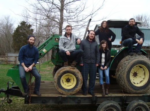 The indiefolk band The Loom with tractor, Tennesee