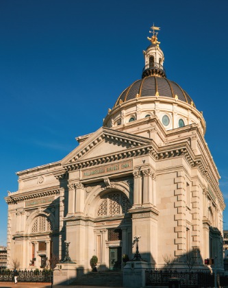 The bank's landmarked Beaux-Arts exterior, designed by George B. Post in 1870.